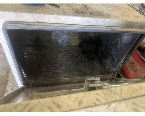 FREIGHTLINER COLUMBIA Tool Box