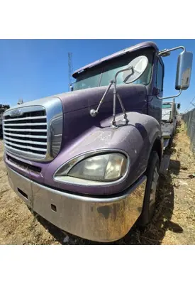 FREIGHTLINER COLUMBIA Vehicle For Sale