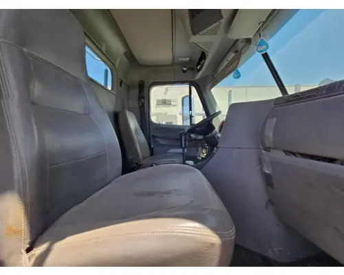 FREIGHTLINER COLUMBIA Vehicle For Sale