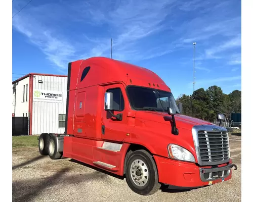 FREIGHTLINER COLUMBIA Vehicle For Sale