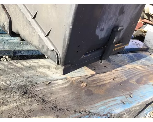 FREIGHTLINER CONDOR BATTERY BOX