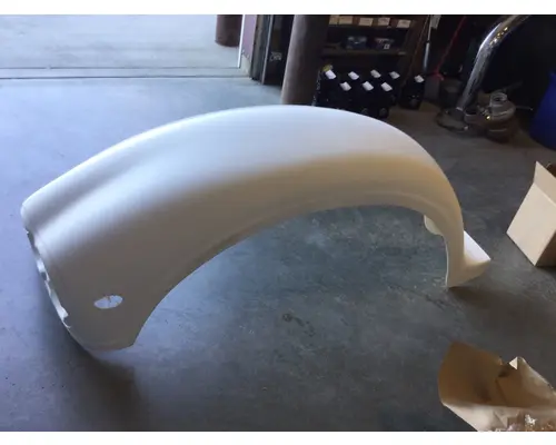 FREIGHTLINER CORNADO FENDER - HOOD