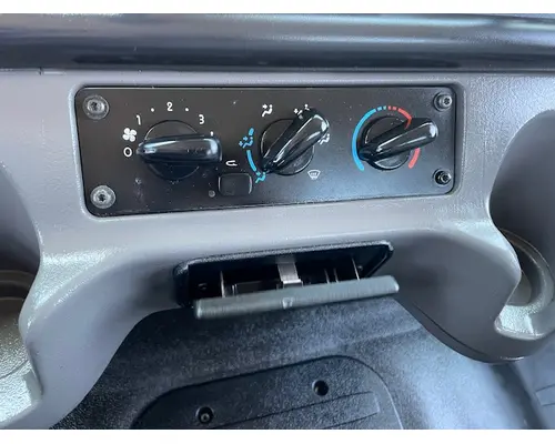 FREIGHTLINER CORONADO 108 SD Vehicle For Sale