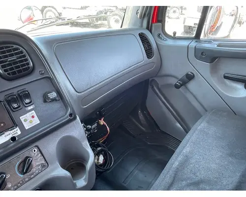 FREIGHTLINER CORONADO 114 SD Vehicle For Sale