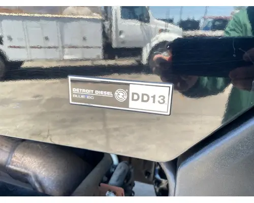 FREIGHTLINER CORONADO 114 SD Vehicle For Sale