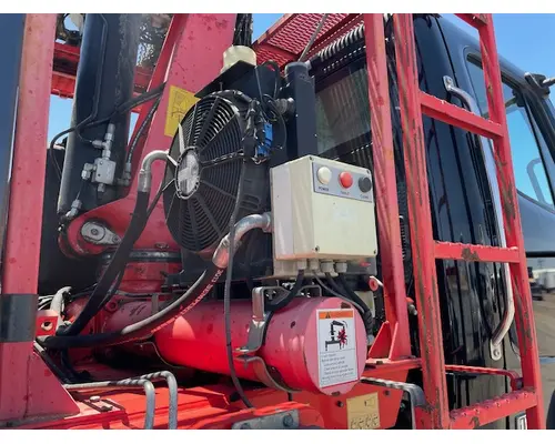 FREIGHTLINER CORONADO 114 SD Vehicle For Sale