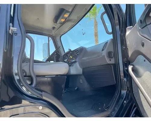 FREIGHTLINER CORONADO 114 SD Vehicle For Sale