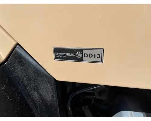FREIGHTLINER CORONADO 114 SD Vehicle For Sale