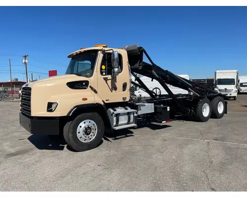 FREIGHTLINER CORONADO 114 SD Vehicle For Sale