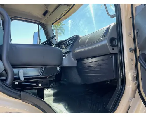 FREIGHTLINER CORONADO 114 SD Vehicle For Sale