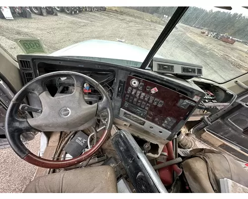 FREIGHTLINER CORONADO 122 SD Dash Assembly