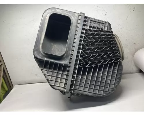 FREIGHTLINER CORONADO 132 Air Cleaner