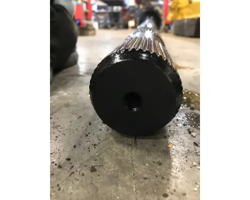 FREIGHTLINER CORONADO 132 Axle Shaft