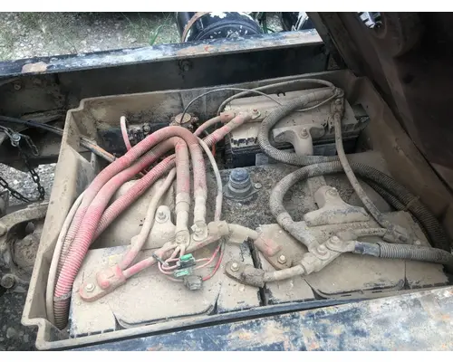 FREIGHTLINER CORONADO 132 Battery Box