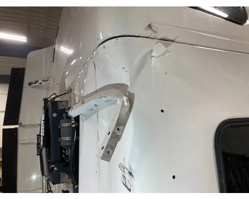 FREIGHTLINER CORONADO 132 Cab Assembly