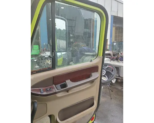 FREIGHTLINER CORONADO 132 Cab Mount