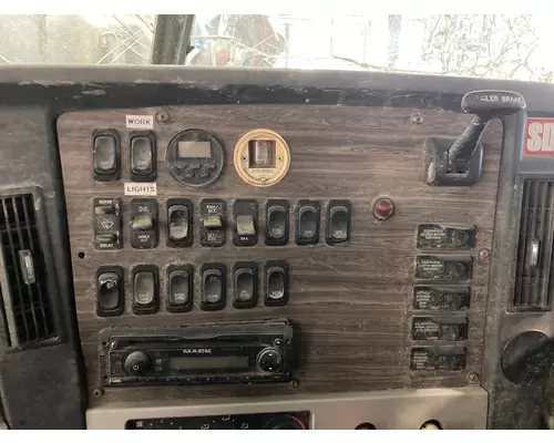 FREIGHTLINER CORONADO 132 Dash Assembly