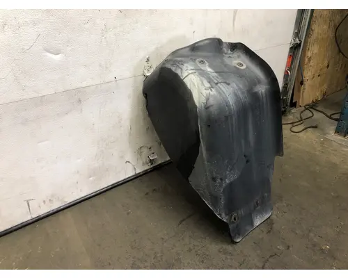 FREIGHTLINER CORONADO 132 Fender