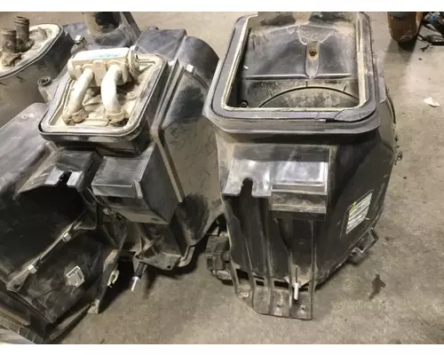 FREIGHTLINER CORONADO 132 Heater Core