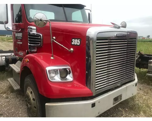 FREIGHTLINER CORONADO 132 Hood