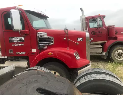 FREIGHTLINER CORONADO 132 Hood