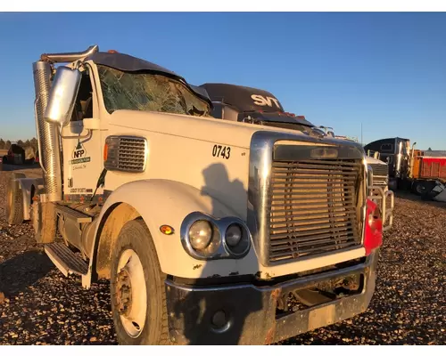 FREIGHTLINER CORONADO 132 Hood