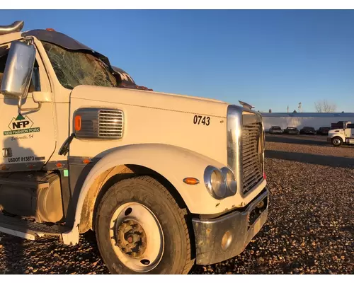 FREIGHTLINER CORONADO 132 Hood