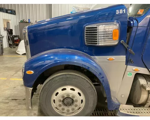 FREIGHTLINER CORONADO 132 Hood