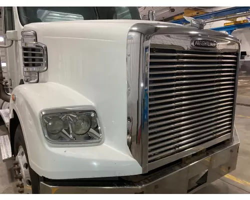 FREIGHTLINER CORONADO 132 Hood