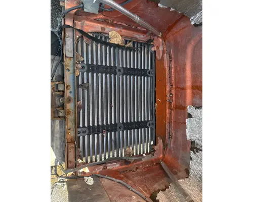 FREIGHTLINER CORONADO 132 Hood