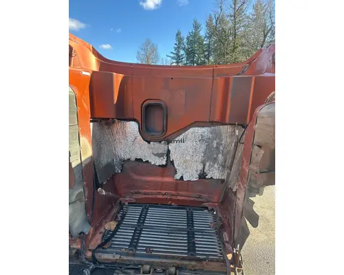 FREIGHTLINER CORONADO 132 Hood