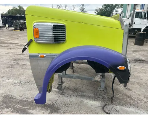 FREIGHTLINER CORONADO 132 Hood