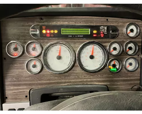 FREIGHTLINER CORONADO 132 Instrument Cluster