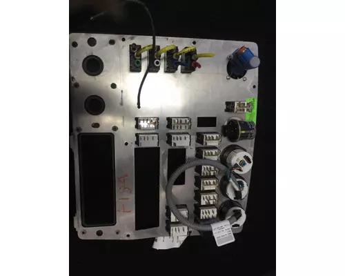 FREIGHTLINER CORONADO 132 Instrument Cluster