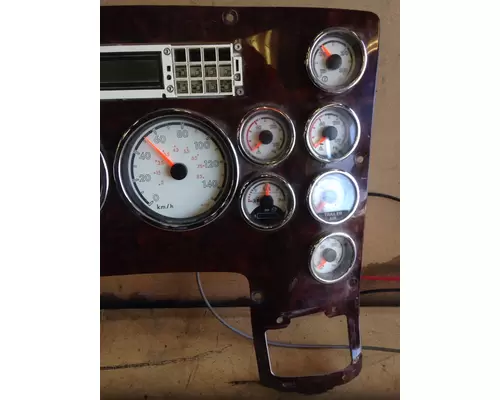 FREIGHTLINER CORONADO 132 Instrument Cluster