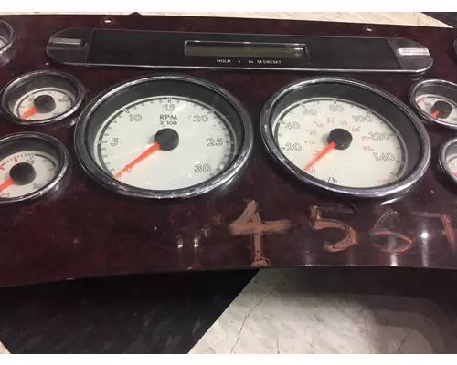 FREIGHTLINER CORONADO 132 Instrument Cluster