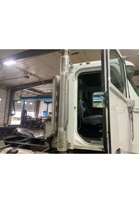 FREIGHTLINER CORONADO 132 Muffler Shield