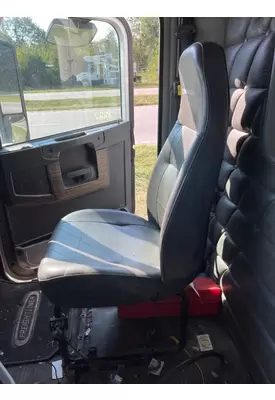 FREIGHTLINER CORONADO 132 Seat, Front