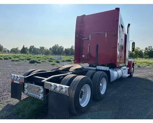 FREIGHTLINER CORONADO 132 Vehicle For Sale