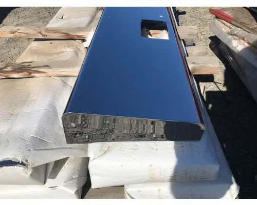 FREIGHTLINER CORONADO BUMPER-FRONT