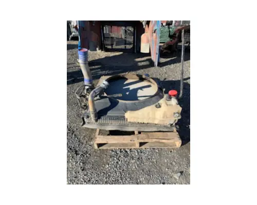 FREIGHTLINER CORONADO COOLING PACKAGE (RADCACCOND)