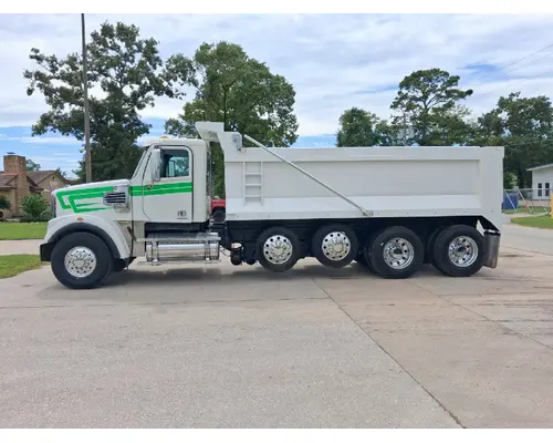 FREIGHTLINER CORONADO Complete Vehicle
