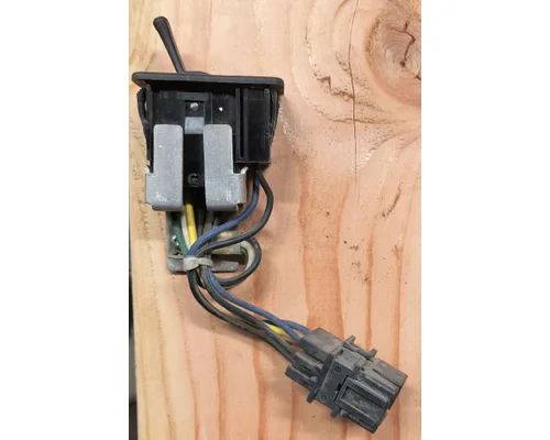 FREIGHTLINER CORONADO DashConsole Switch