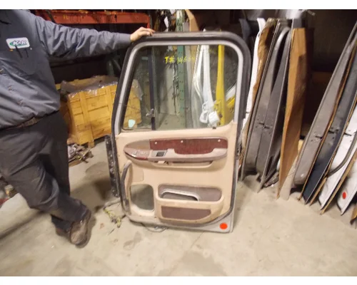 FREIGHTLINER CORONADO Door Assembly, Front