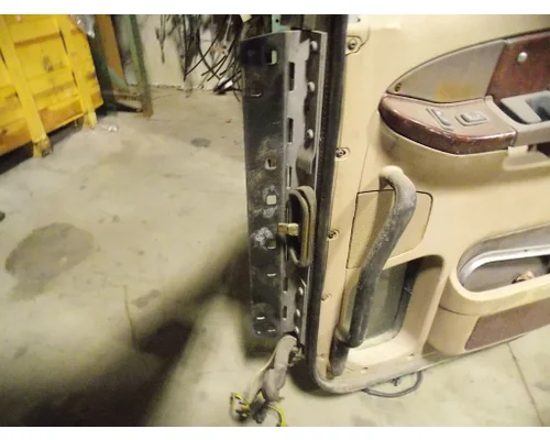 FREIGHTLINER CORONADO Door Assembly, Front
