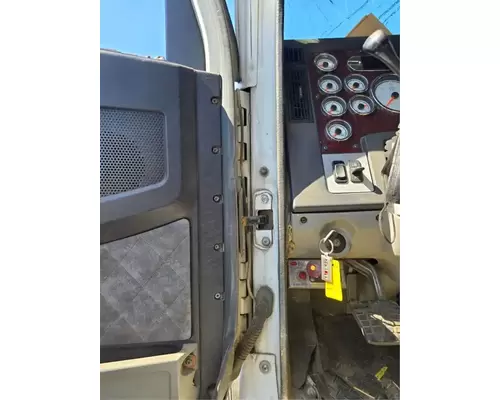 FREIGHTLINER CORONADO Door Assembly, Front