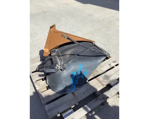 FREIGHTLINER CORONADO FENDER EXTENSION