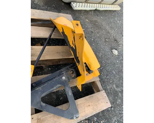 FREIGHTLINER CORONADO FENDER EXTENSION