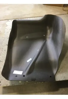 FREIGHTLINER CORONODO FENDER-INNER