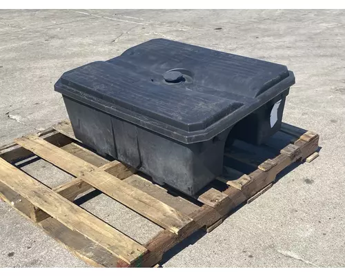 FREIGHTLINER CST 120 Battery Box